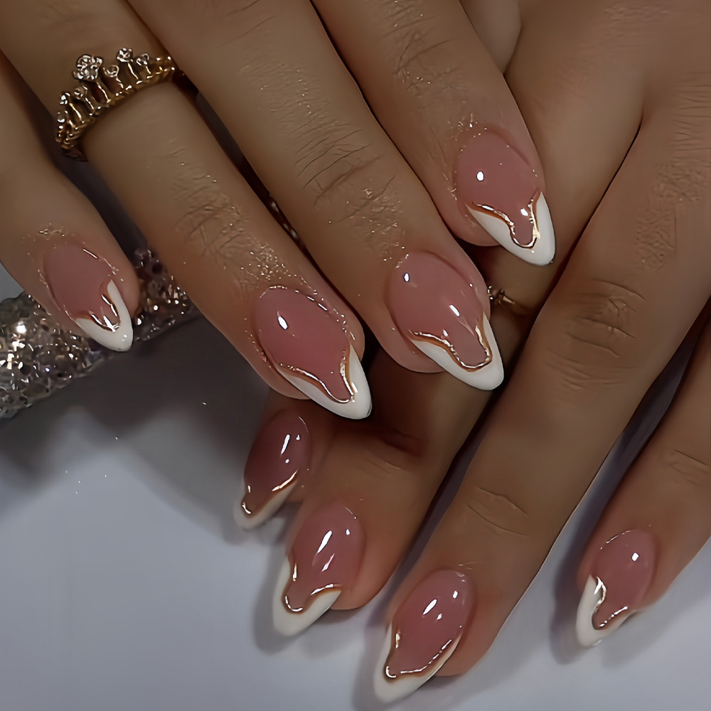 Kit de faux ongles courts à mo - Nail Art Press On avis et prix