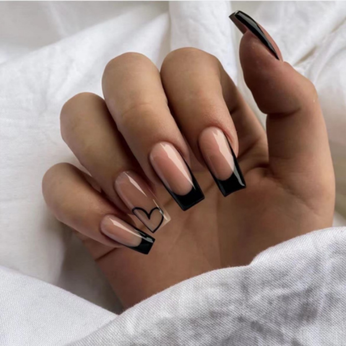 24 pièces noir français faux o - Nail Art Press On avis et prix
