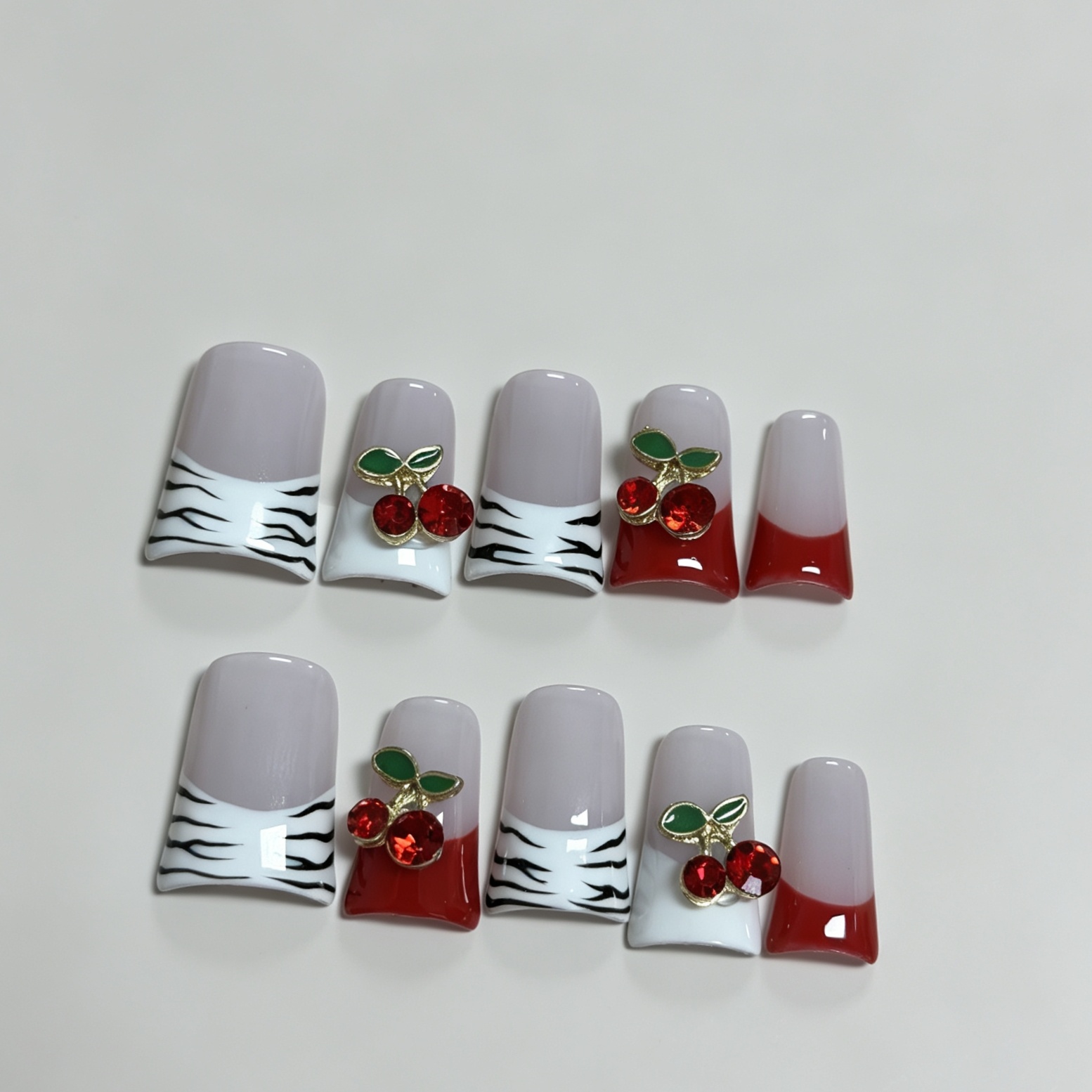 Faux ongles à presser français - Nail Art Red avis et prix